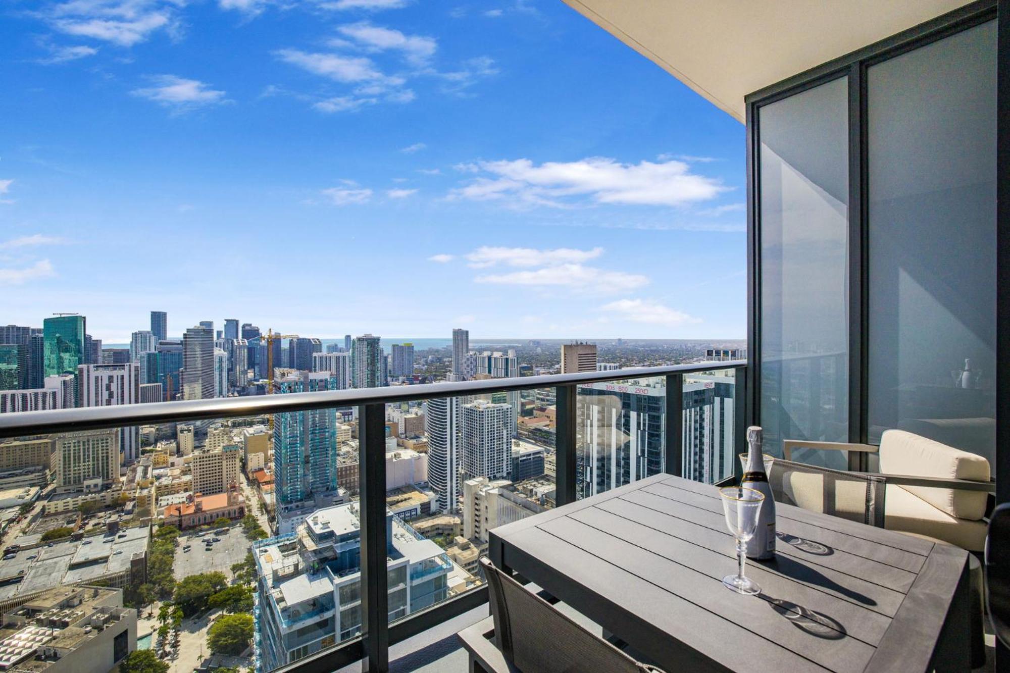 Exclusive With Views In Downtown Apartamento