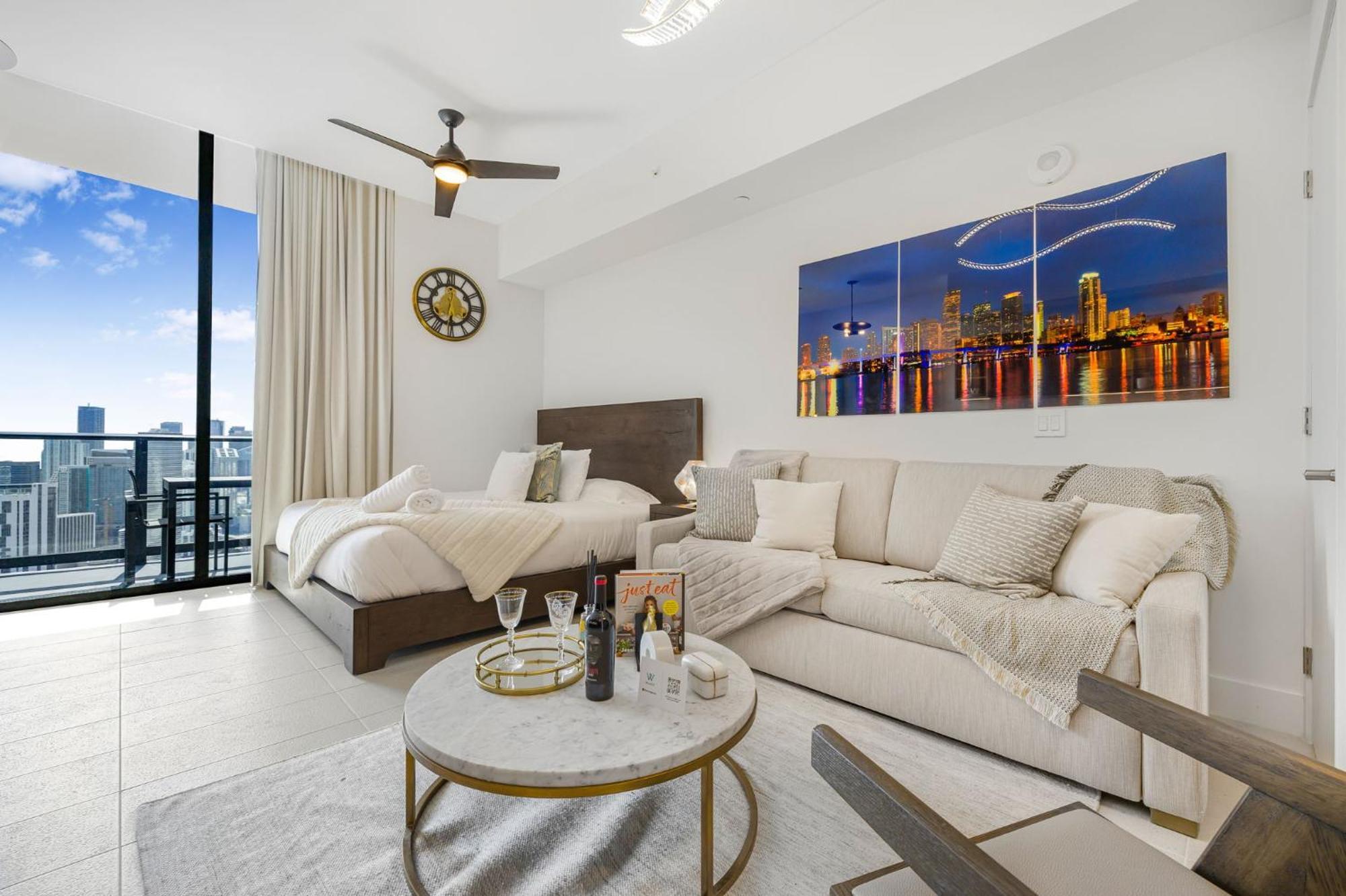 Exclusive With Views In Downtown Apartment Miami