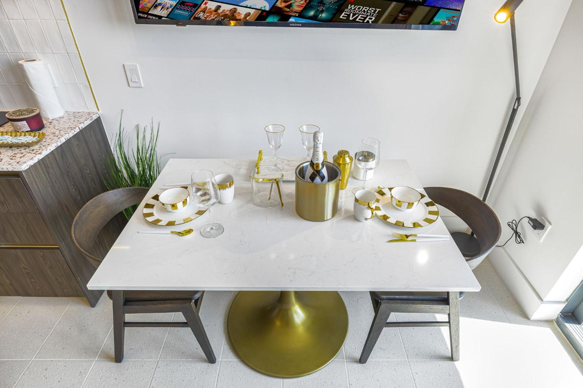 Exclusive With Views In Downtown * Miami